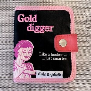 David & Goliath Gold Digger Wallet